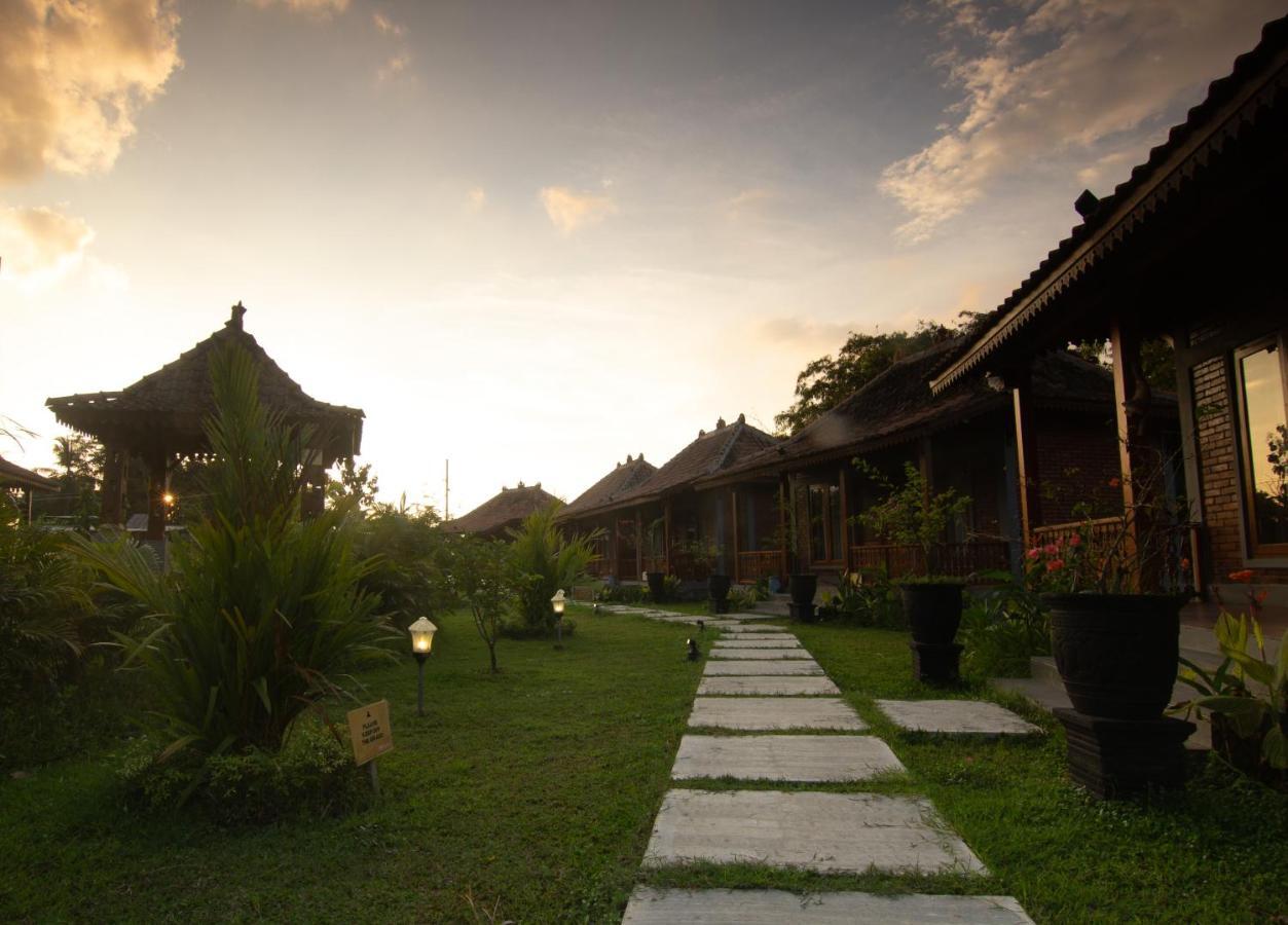 Ferienwohnung Balkondes Majaksingi Borobudur Magelang Exterior foto